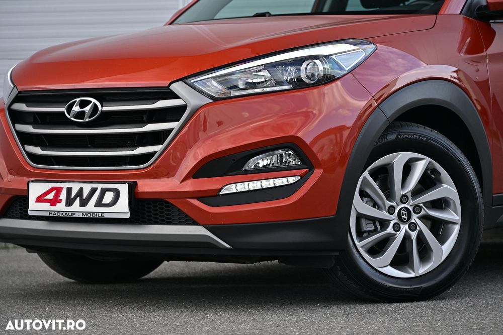 Hyundai Tucson 2.0 CRDI 4WD Automatik Style - 35