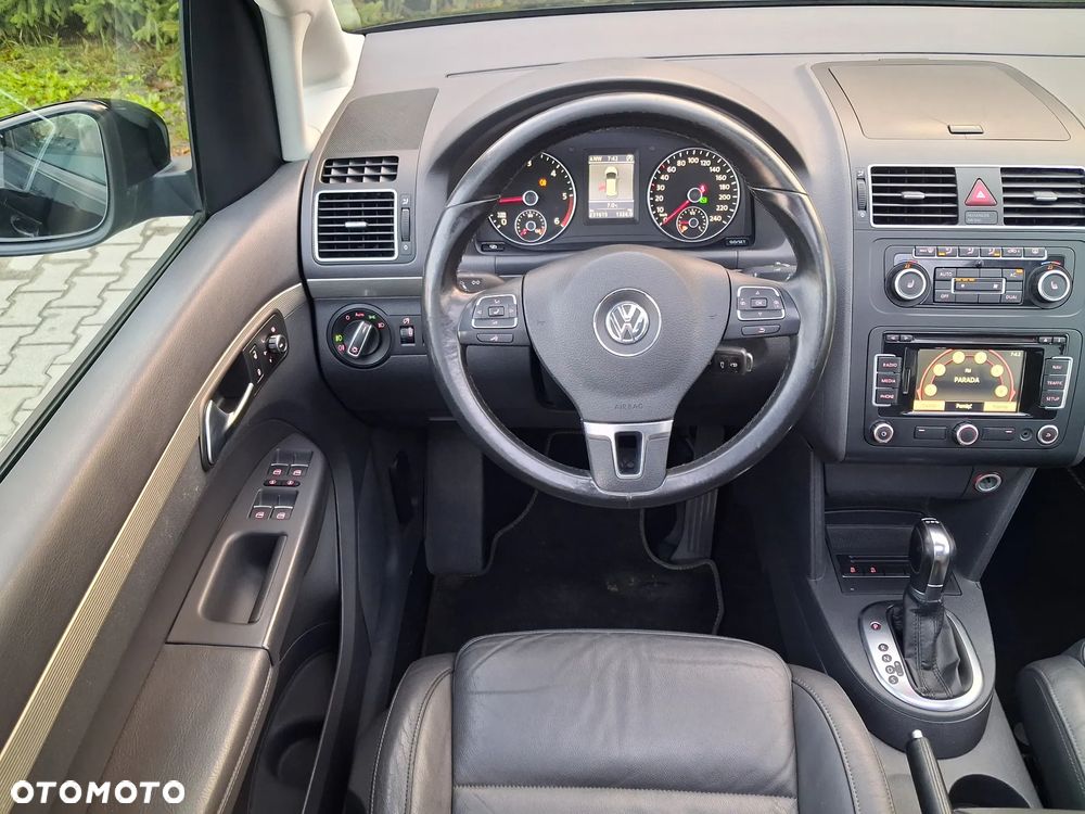 Volkswagen Touran 2.0 TDI Highline DSG - 34