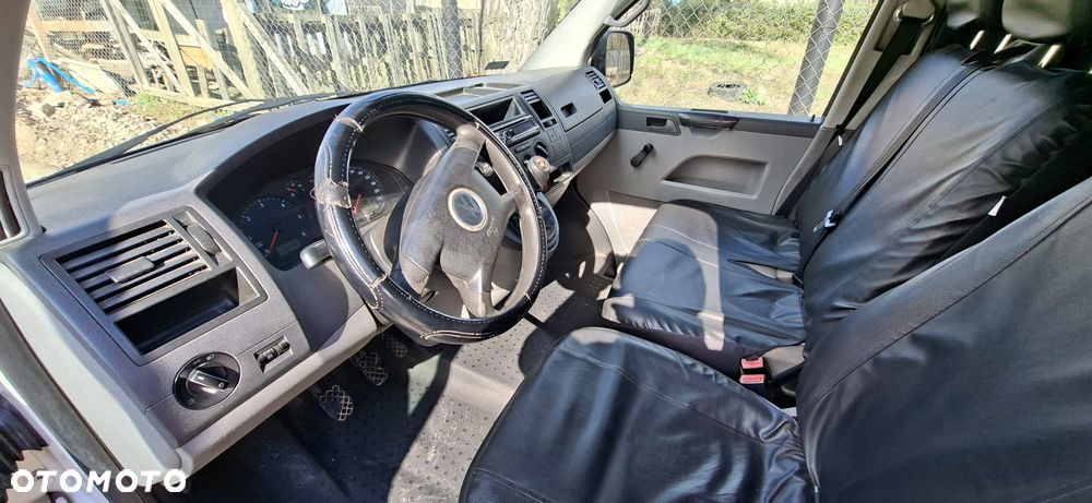 Volkswagen T5 - 10