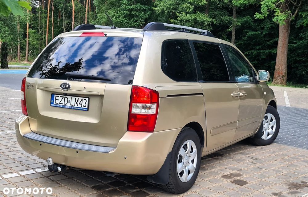Kia Carnival 2.9 CRDi Tour - 6
