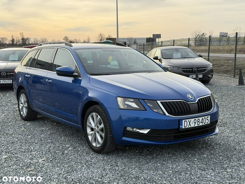 Skoda Octavia 1.6 TDI Ambition DSG - 2