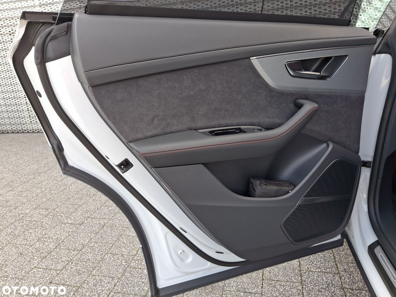 Audi Q8 - 12