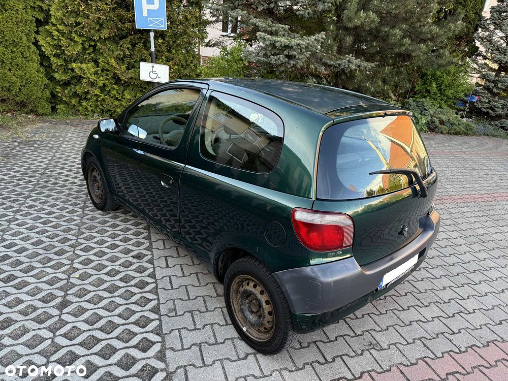 Toyota Yaris - 3