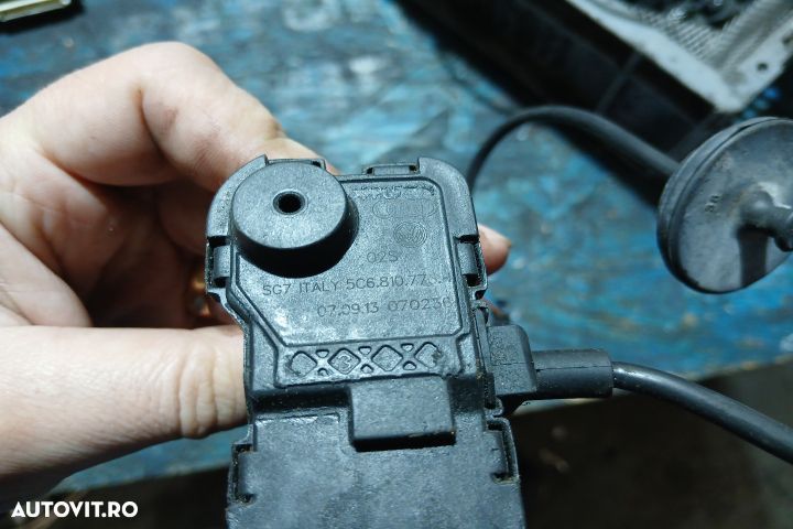 Motoras deschidere usita rezervor 5C6810773H 5C6810773H Volkswagen VW - 3