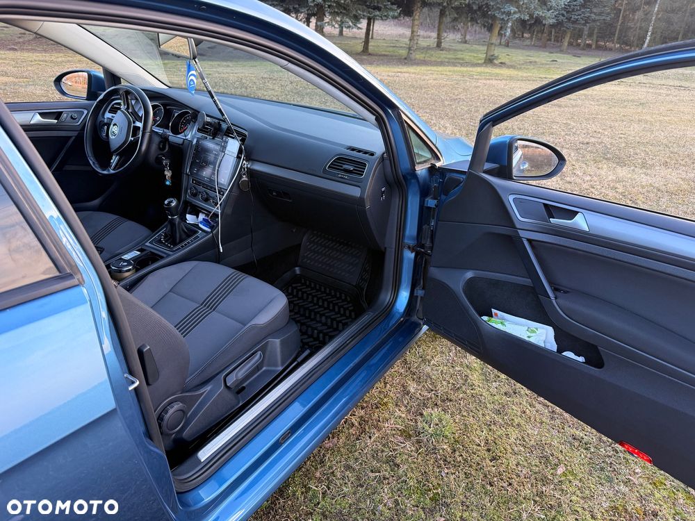 Volkswagen Golf 1.6 TDI BMT Highline - 9