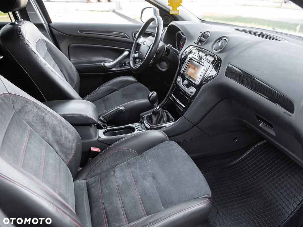Ford Mondeo 2.5 Titanium S - 27