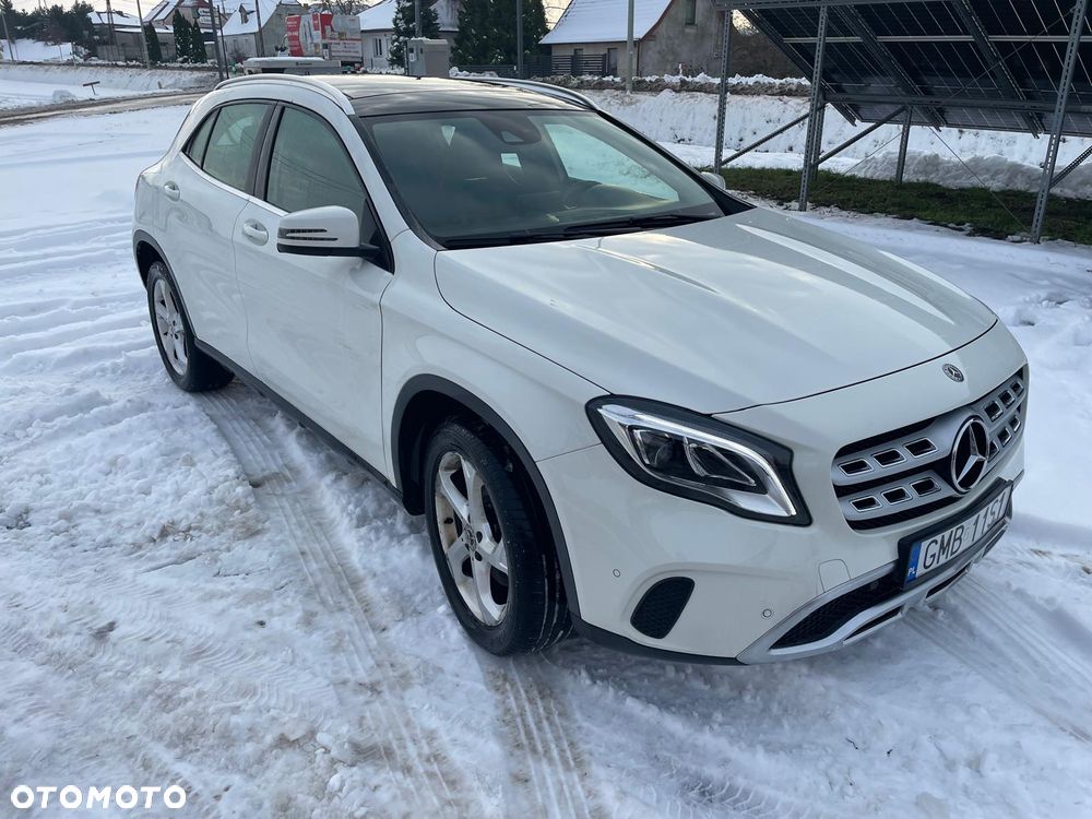 Mercedes-Benz GLA 220 4-Matic - 1