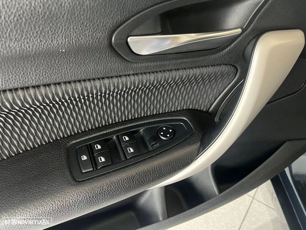 BMW 116 d EfficientDynamics - 17