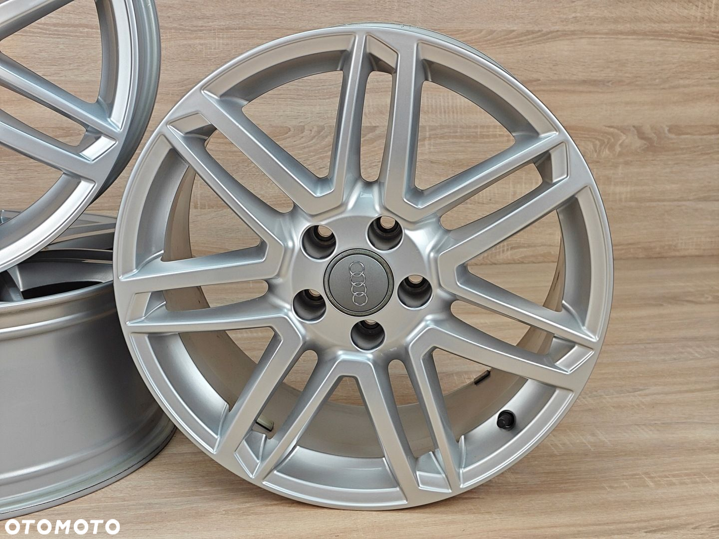 FELGI ALUMINIOWE 18" 8Jx18 5x112 AUDI A6 C7 4G0601025CA 70 km - 4
