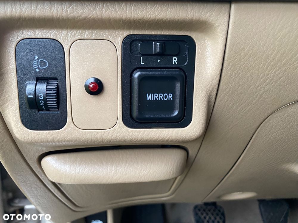 Honda Civic 1.6i ES - 9