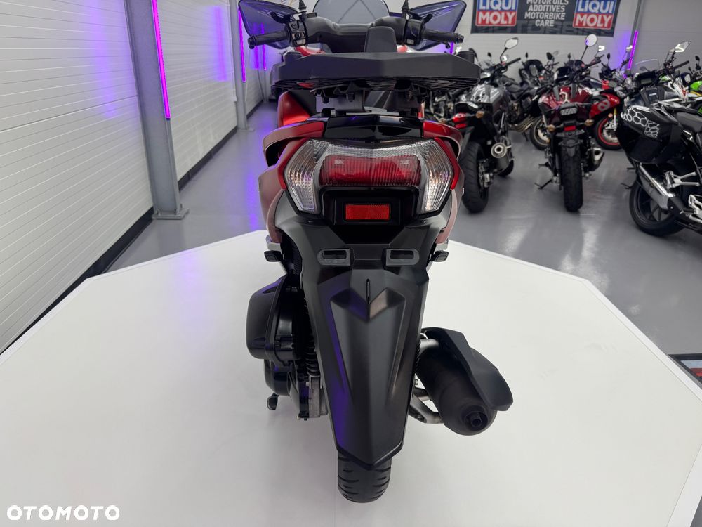 Yamaha Tricity - 32