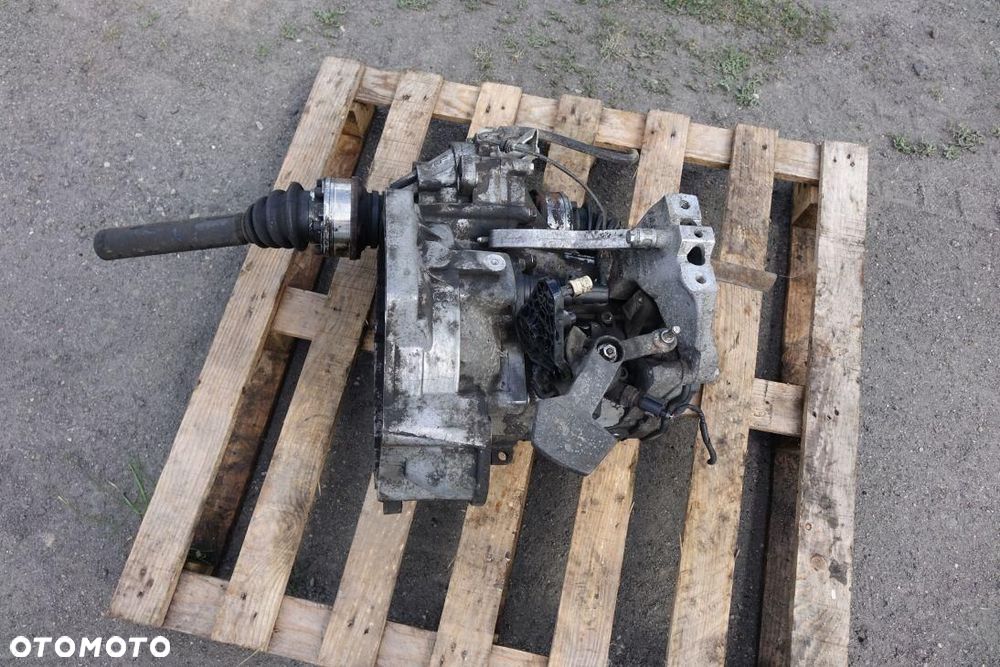 SKRZYNIA BIEGÓW MANUALNA JCR BXE GQQ 5B VW AUDI A3 8P 1.9 TDI JCR BXE GQQ - 2