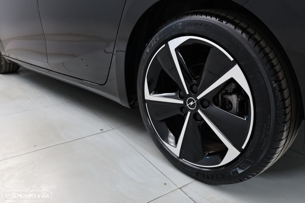 Opel Astra 1.2 T Elegance - 13