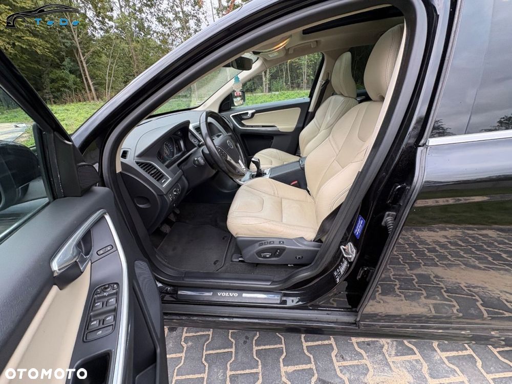 Volvo XC 60 D3 Momentum - 25