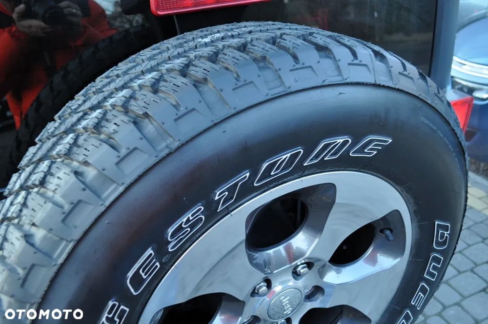 Jeep Wrangler 3.6 Unlim Sahara - 35