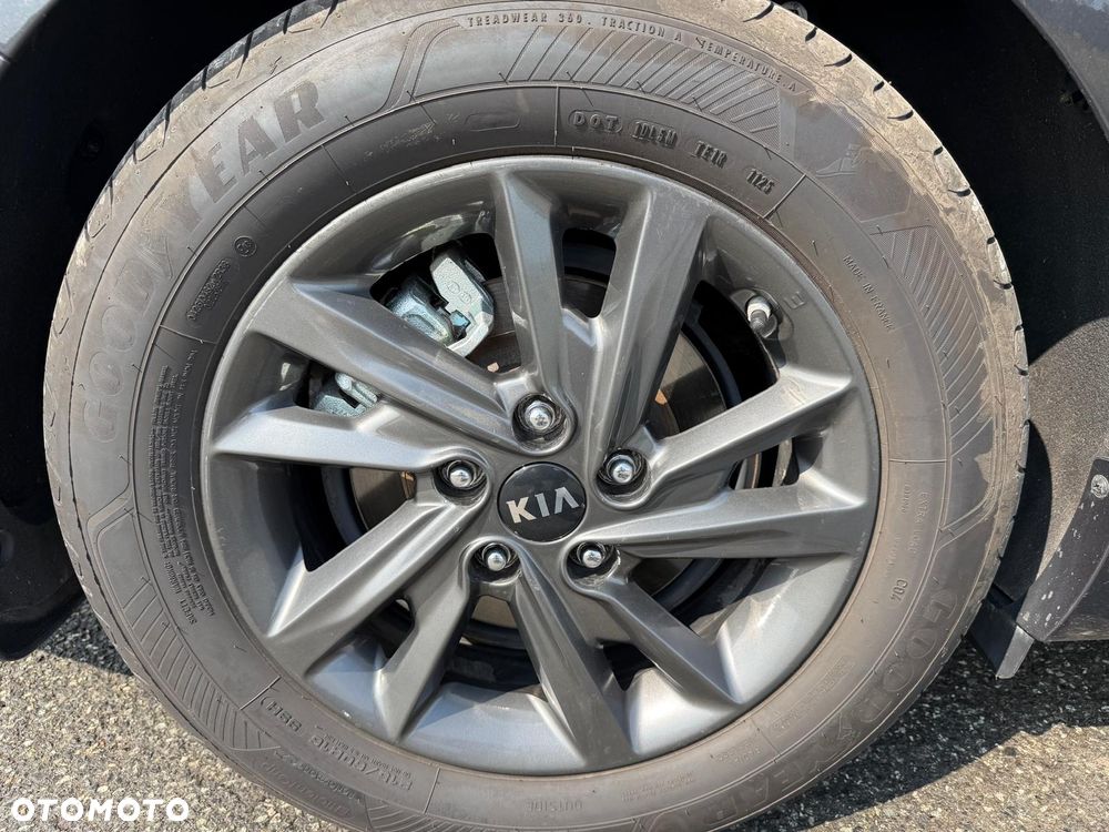 Kia Optima 2.0 M - 39