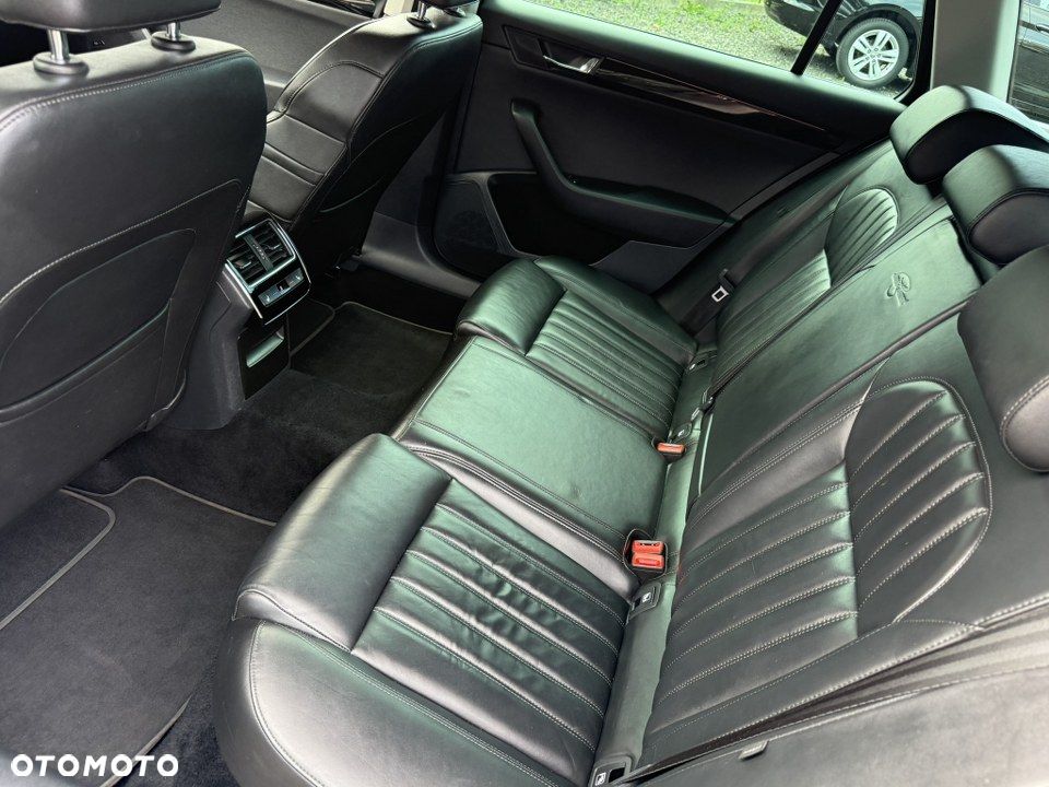 Skoda Superb 2.0 TSI L&K DSG - 37