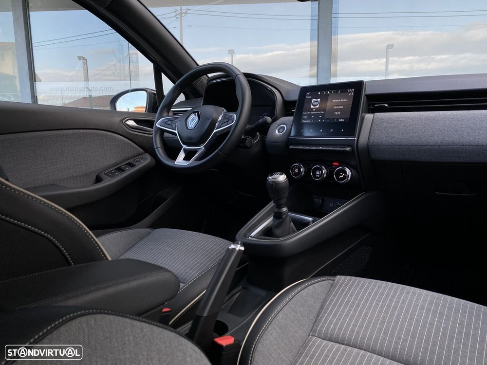 Renault Clio 1.0 TCe Evolution - 17