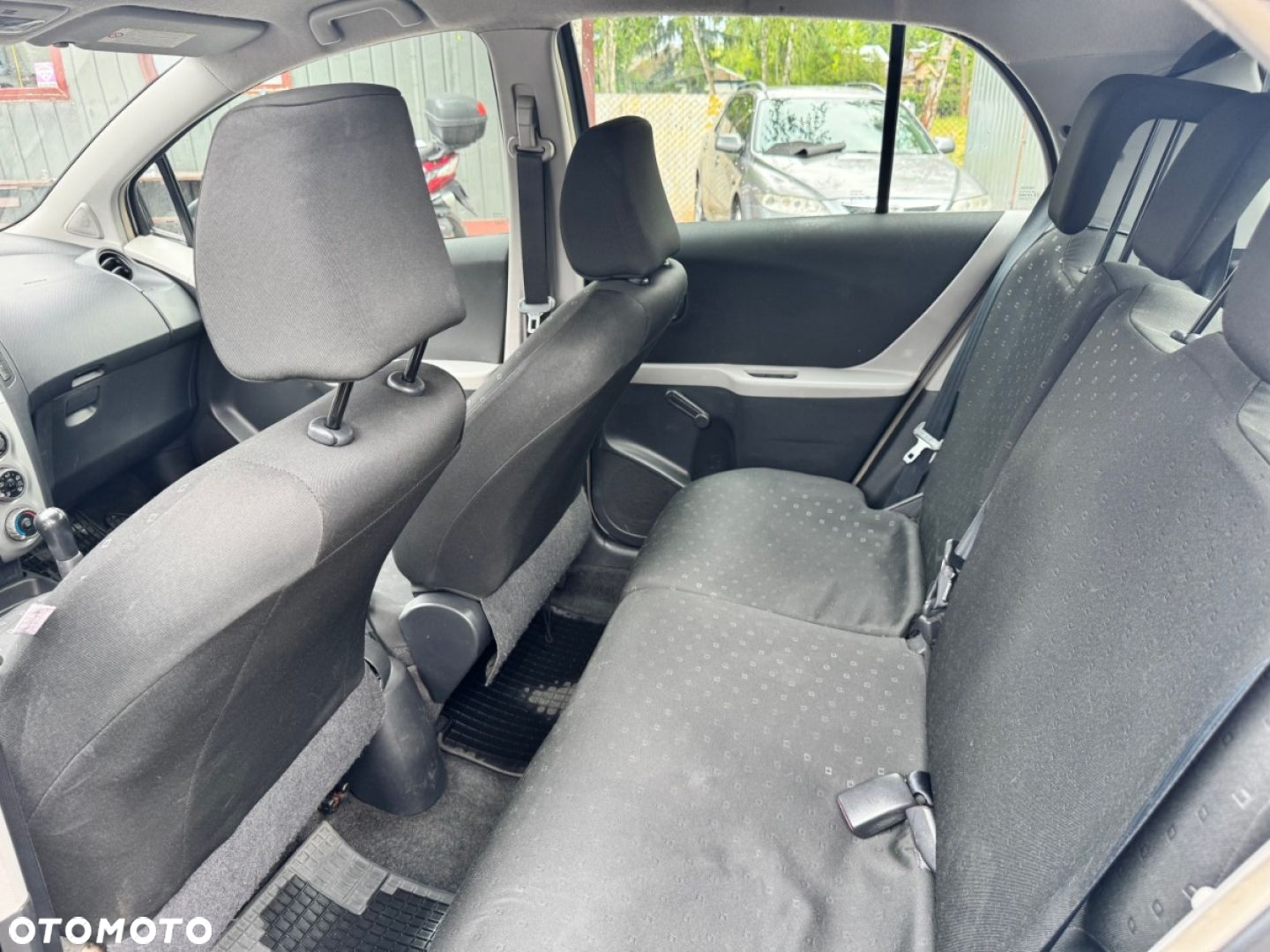 Toyota Yaris - 8