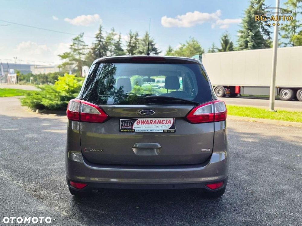 Ford Grand C-MAX - 8