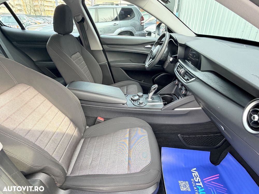 Alfa Romeo Stelvio 2.2 16V AT8-Q4 Executive - 13