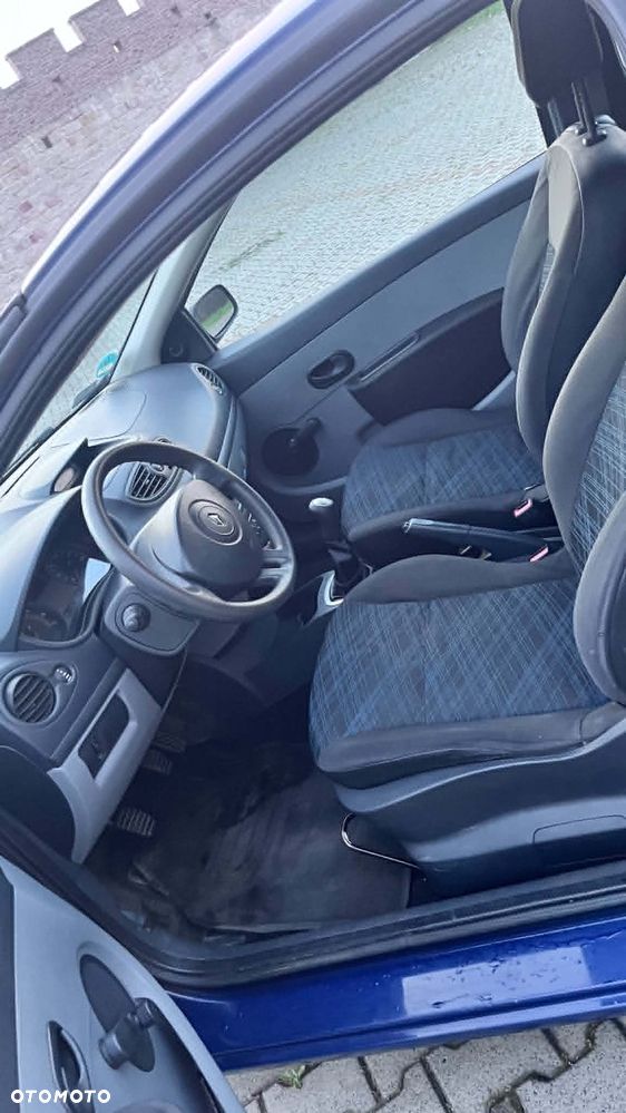 Renault Clio - 7