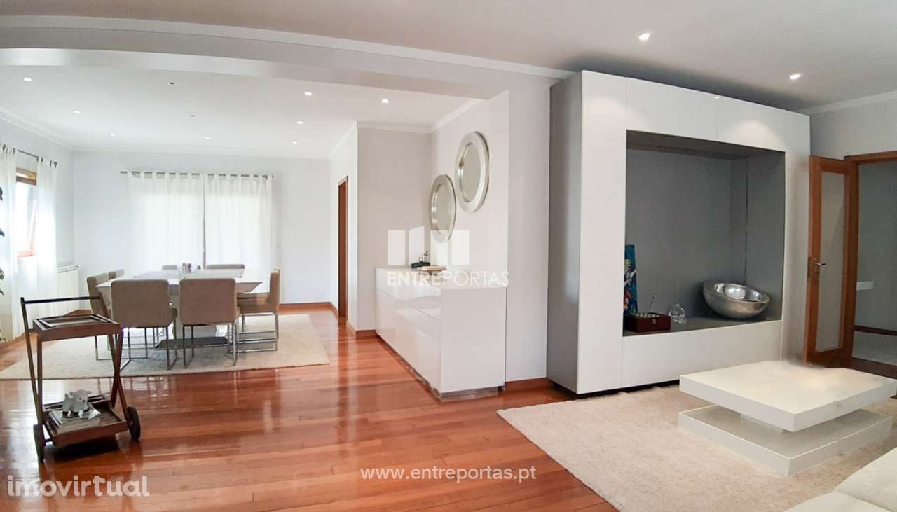 Moradia V4 isolada com jardim, próxima da praia, Árvore, Vila do Con - Grande imagem: 4/26