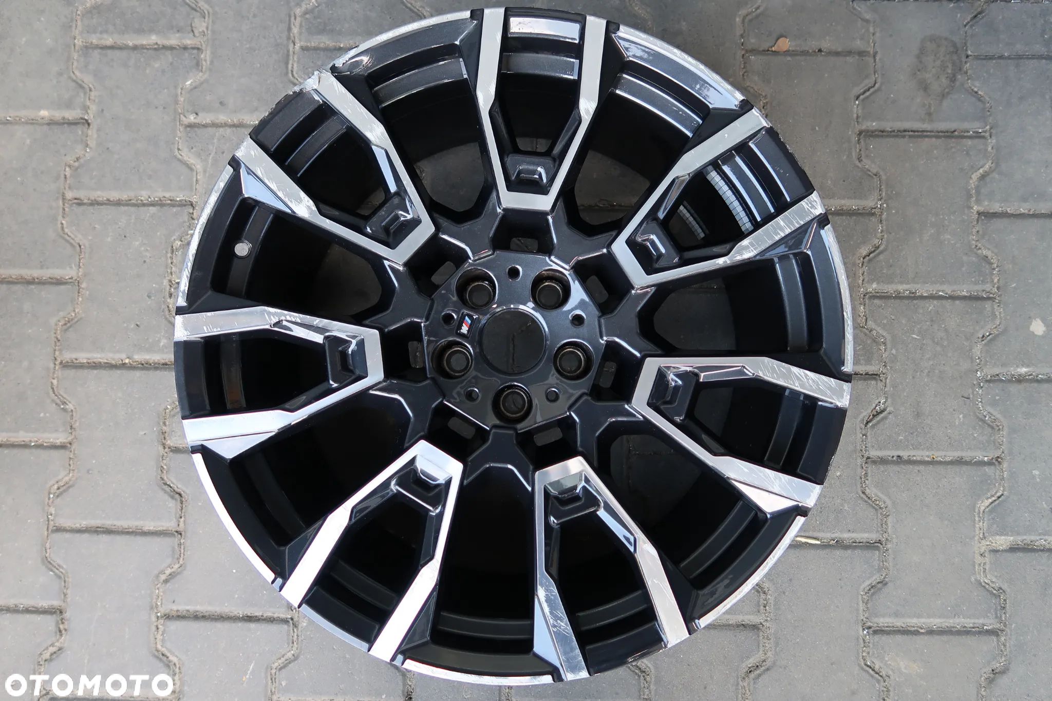 C30 FELGA  BMW X5 G05 G06 6856023 9,5X21ET43 - 1