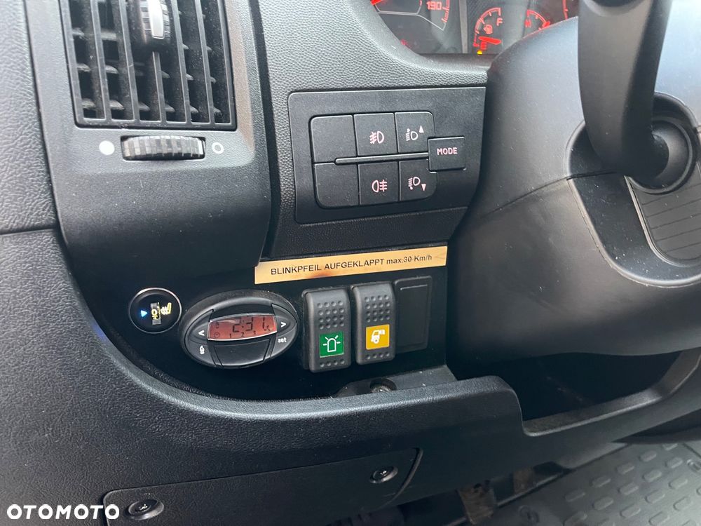 Fiat Ducato kierowanie ruchem - 8