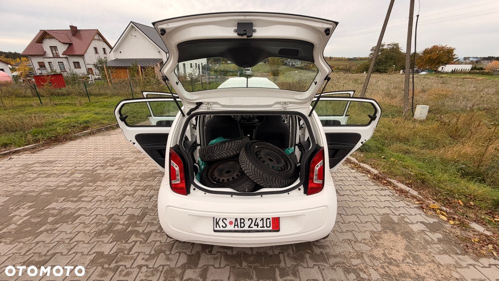 Volkswagen up! - 5