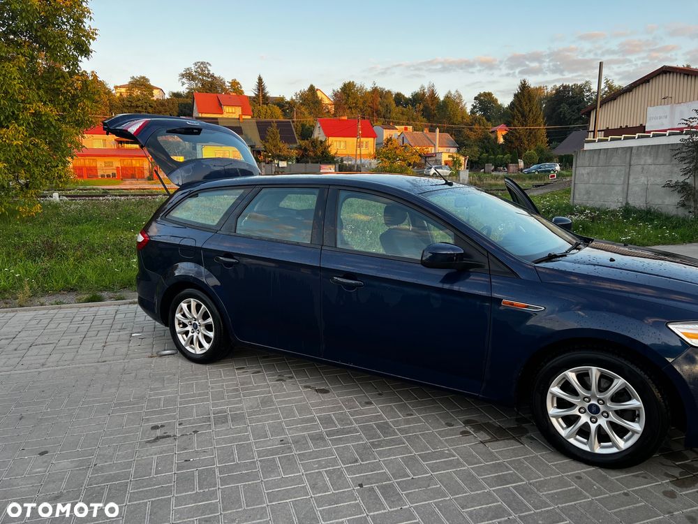 Ford Mondeo 2.0 TDCi Ambiente - 3