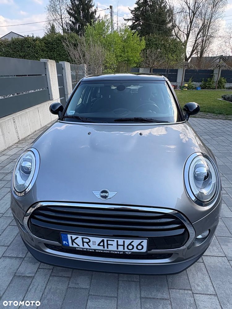 MINI Cooper Standard - 2