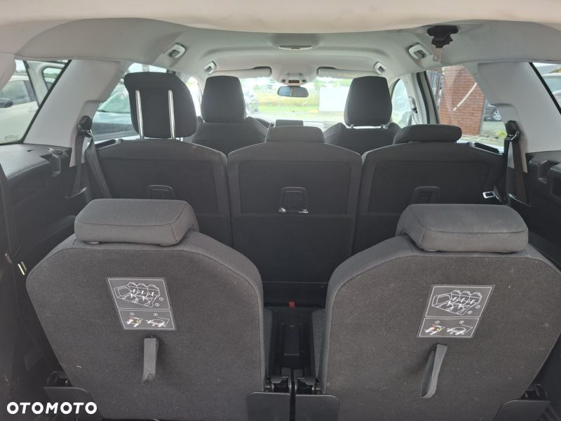 Peugeot 5008 BlueHDI 130 EAT8 Active Business-Paket - 32