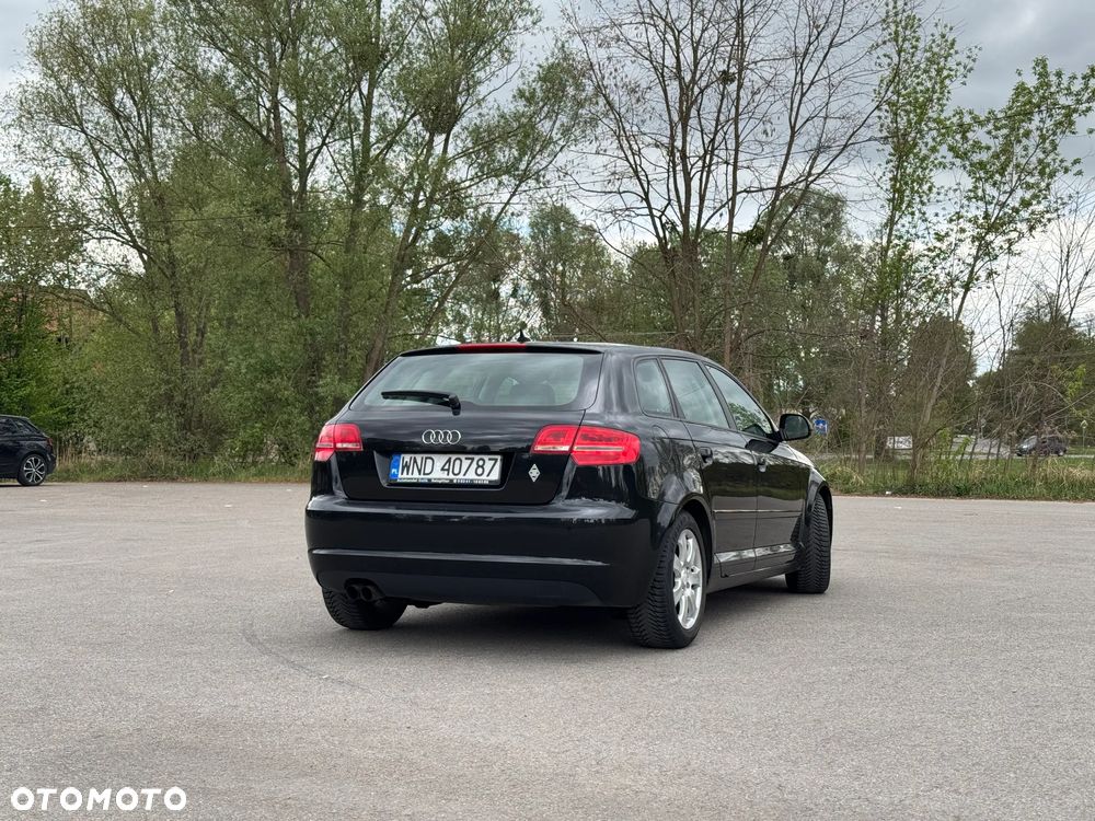 Audi A3 Sportback - 16