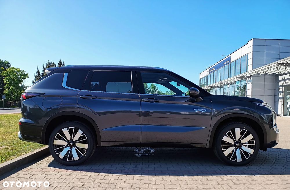 Mitsubishi Outlander Instyle - 4