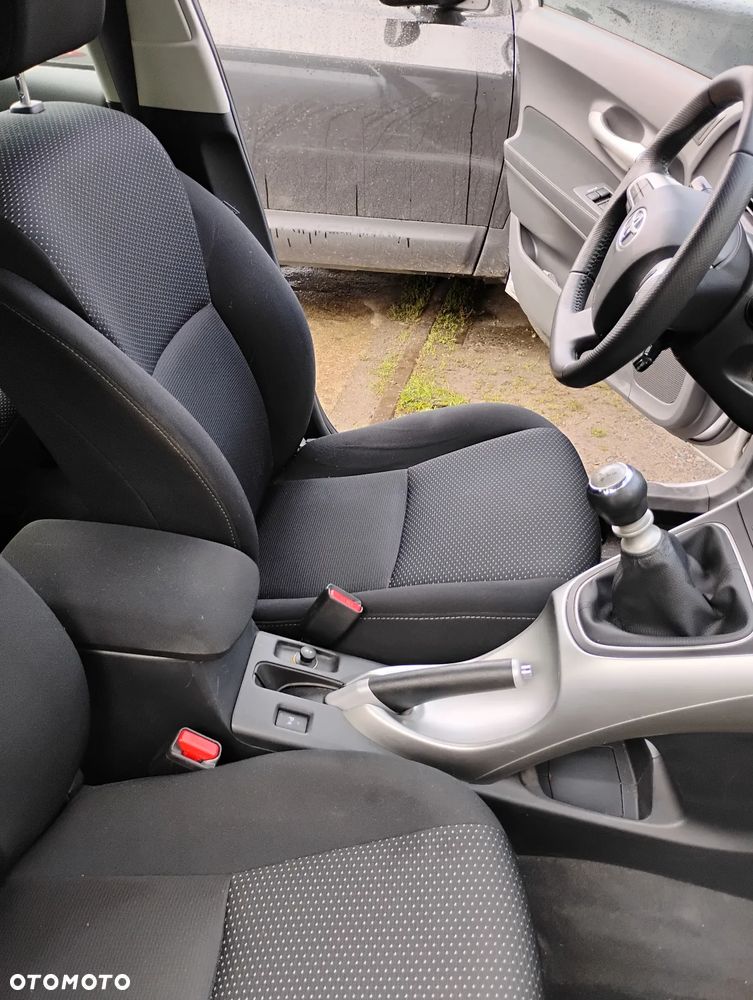 Toyota Auris 1.6 Life - 10