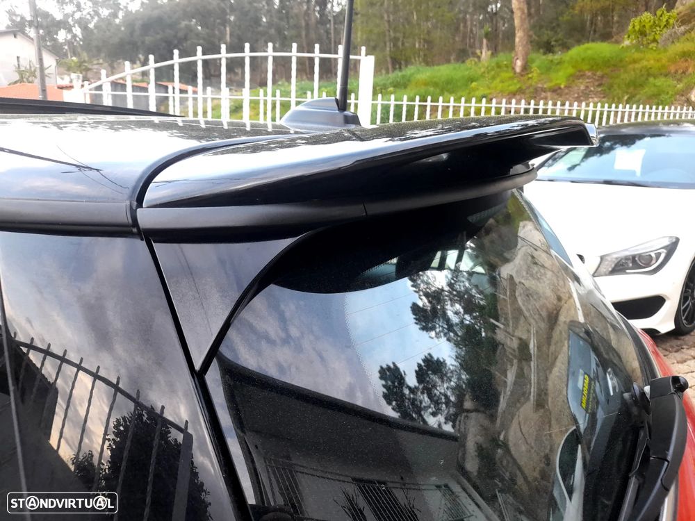 MINI 3 Portas John Cooper Works Auto Desportiva - 29