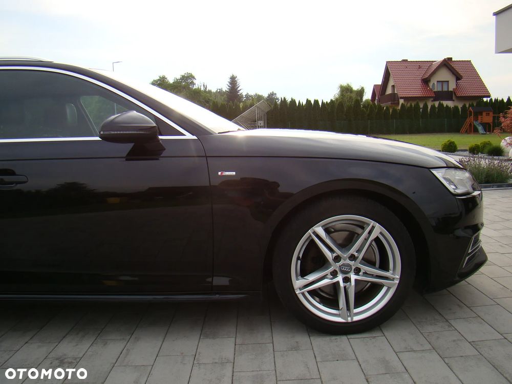 Audi A4 Avant 2.0 TFSI ultra design - 14