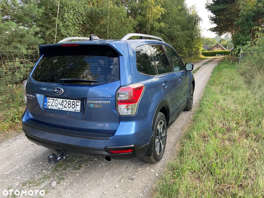 Subaru Forester 2.0 i Exclusive (EyeSight) Lineartronic - 10