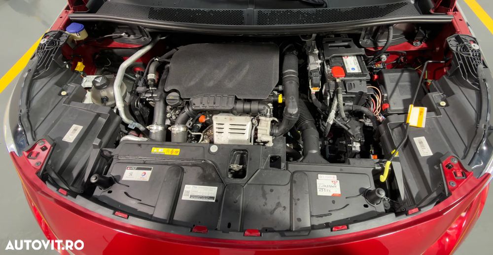 Peugeot 3008 1.2 PureTech Turbo S&S EAT6 GT-Line - 27