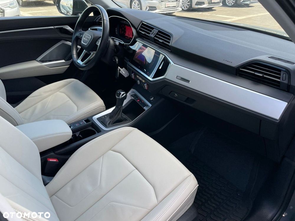 Audi Q3 - 23
