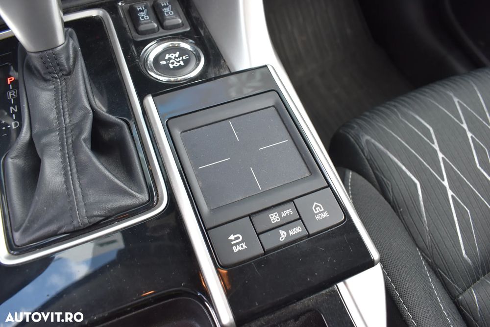 Mitsubishi Eclipse-Cross 1.5-litre 16-valve DOHC MIVEC 4X4 Instyle+ Aut. - 13
