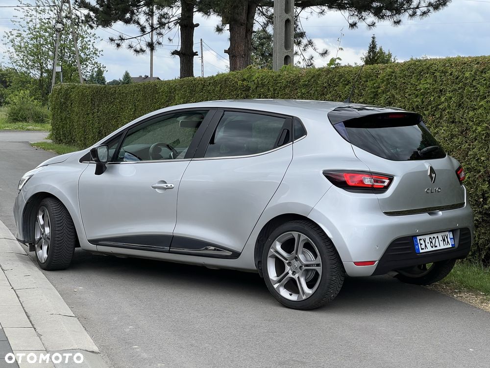Renault Clio - 4