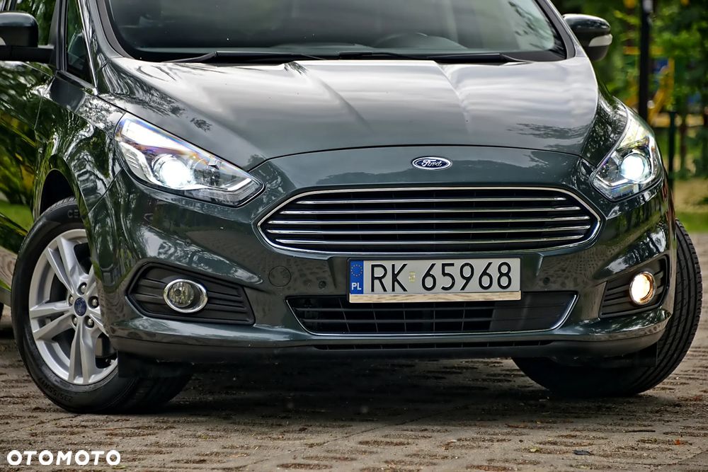 Ford S-Max 2.0 TDCi Titanium PowerShift - 15
