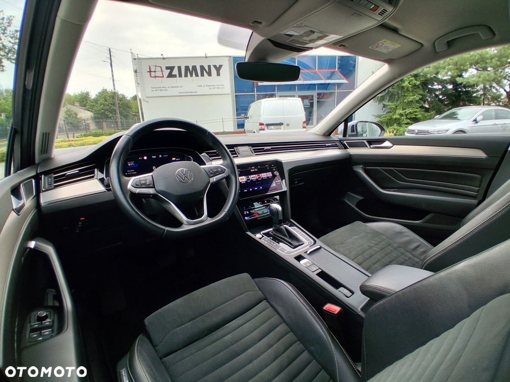 Volkswagen Passat - 17