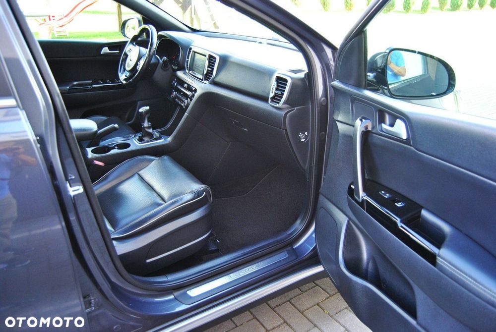 Kia Sportage 2,0 CRDI 2WD ISG Spirit - 12
