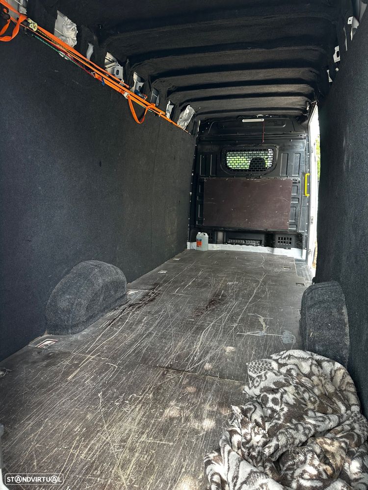 VW Crafter 35 2.0 TDI Super Lon.TA 6L - 4