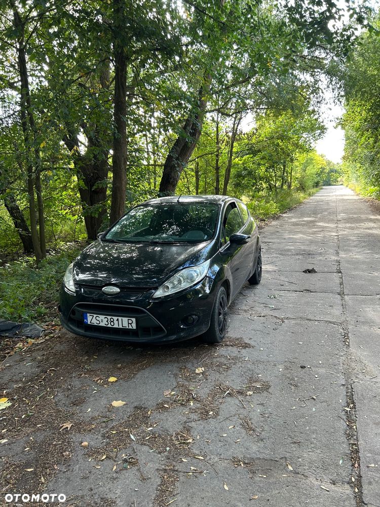 Ford Fiesta - 9