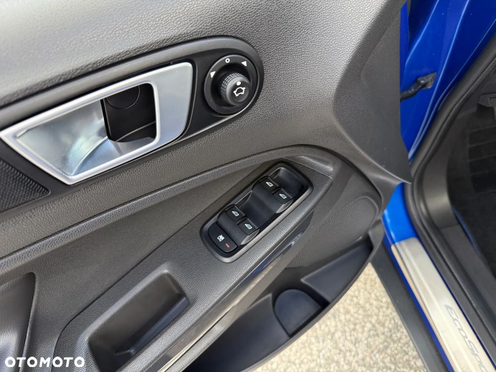 Ford EcoSport 1.0 EcoBoost TITANIUM - 23