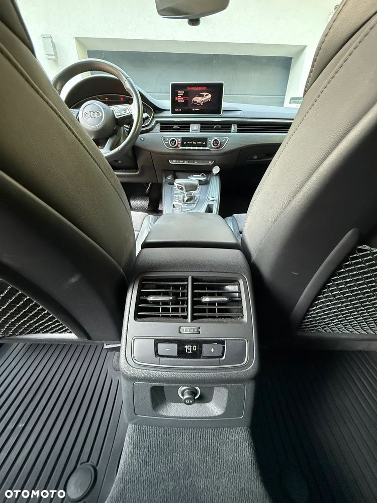 Audi A5 Sportback 2.0 TDI S tronic - 25